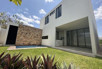 Casa en condominio en  Calle San Nicolas, Cholul, Mérida, Yucatán, 97305, Mex