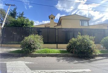 Casa en  Santa Ana Norte, Bogotá