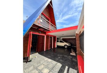 Casa en  Fisherton, Rosario