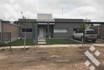 Casa en  Confluencia Urbana, Neuquén