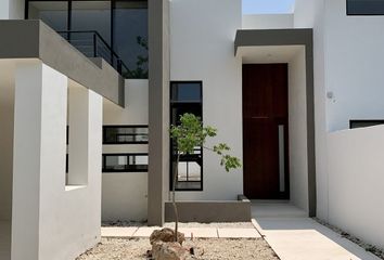 Casa en condominio en  Conkal, Yucatán, Mex