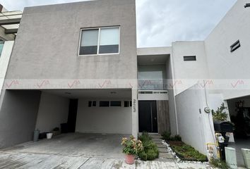 Casa en  Calle Manantial 214, Privada Del Acueducto, Ciudad Santa Catarina, Santa Catarina, Nuevo León, 66100, Mex