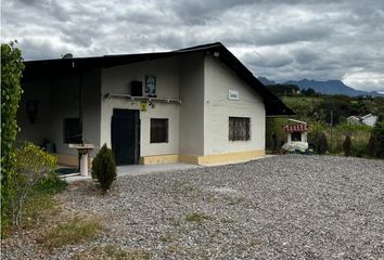 Casa en  Santa Isabel (chaguarurco)