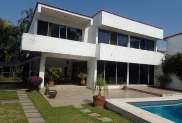 Casa en  Jardines De Cuernavaca, Cuernavaca, Morelos