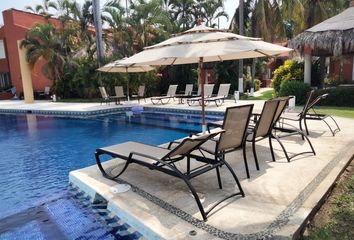 Casa en condominio en  Paseo Playa Hermosa, Ixtapa, Club De Golf, Ixtapa, Zihuatanejo De Azueta, Guerrero, 40880, Mex