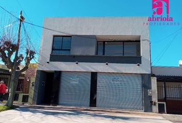 Departamento en  Calle Urquiza 1674, Quilmes, Provincia De Buenos Aires, Arg