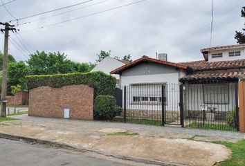 Casa en  Los Polvorines, Partido De Malvinas Argentinas