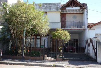 Casa en  Villa Sarmiento, Partido De Morón