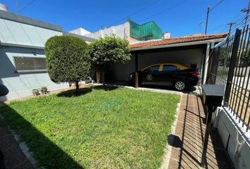 Casa en  Ciudadela, Tres De Febrero