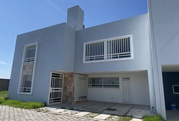 Casa en condominio en  Avenida Zaragoza, San Rafael Comac, San Andrés Cholula, Puebla, 72840, Mex