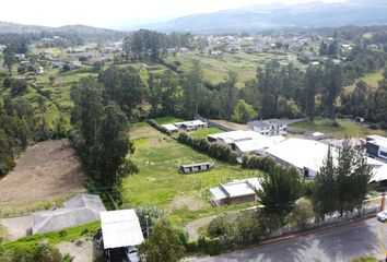 Terreno Comercial en  Alangasí, Quito