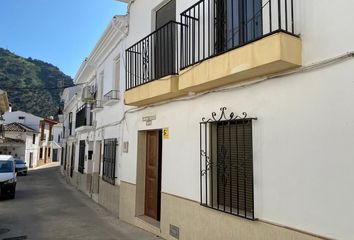 Chalet en  Almedinilla, Córdoba Provincia