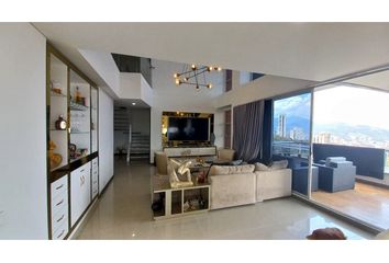 Apartamento en  Poblado, Medellín