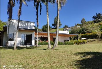 Casa en  El Carmen De Viboral, Antioquia