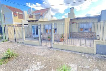 Casa en  San Nicolás De Los Arroyos, Partido De San Nicolás