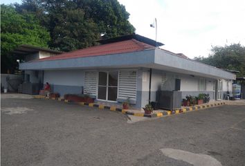 Bodega en  Urbanización La Flora, Cali