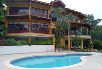 Villa-Quinta en  Turbaco, Bolívar