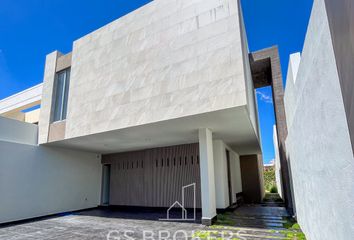 Casa en  Calle Paseo De Loma Larga 4218, Universitaria, Zapopan, Jalisco, 45110, Mex