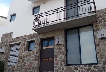 Casa en condominio en  Circuito Valle De Cantera, Zona Mezquite, Mezquite 2 3 4, Zibata, Condominio Ceiba, El Marqués, Querétaro, 76269, Mex