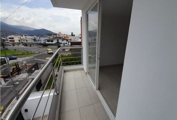 Departamento en  Cumbayá, Quito