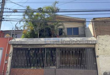 Casa en  Calle 5 De Mayo 182, Tlaquepaque, San Pedro Tlaquepaque, Jalisco, 45500, Mex