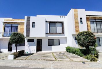 Casa en  Cañadas Del Lago, Corregidora, Querétaro