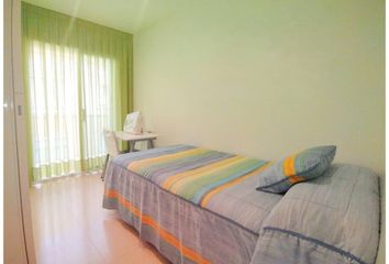 Chalet en  L'hospitalet De Llobregat, Barcelona Provincia