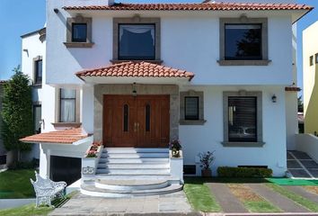 Casa en  Los Encinos, Fraccionamiento Y Club De Golf Los Encinos, Lerma, México, Mex