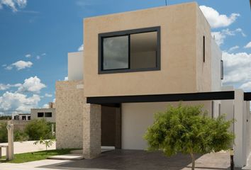 Casa en condominio en  Cholul, Yucatán