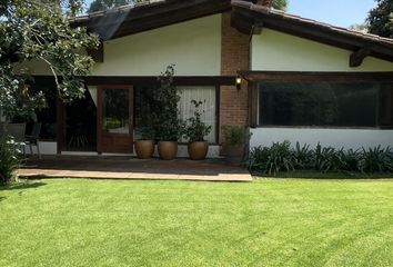 Casa en condominio en  Estado De México, Valle De Bravo, Avándaro, Vega De Las Flores, 51200, Mexico