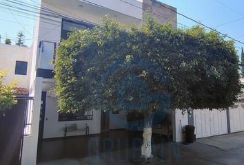 Casa en condominio en  Calle Vía Florencia 112, Villa Magna, León De Los Aldama, León, Guanajuato, 37208, Mex