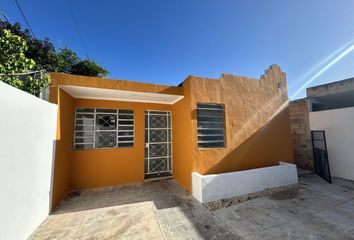 Casa en  Calle 58, Cámara De La Construcción, Mérida, Yucatán, 97203, Mex