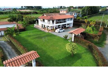 Villa-Quinta en  El Carmen De Viboral, Antioquia