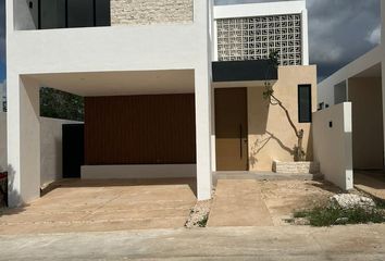 Casa en condominio en  Calle 20 109, Conkal, Yucatán, 97345, Mex