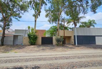 Casa en  Avenida Primera De Robles 168-200, Jurica, Santiago De Querétaro, Querétaro, 76100, Mex