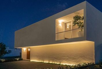 Casa en  Calle Travertino, Campestre, La Antigua Juriquilla, Querétaro, 76226, Mex