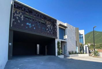 Casa en  Calle Sierra Mixteca, Bosques De Vistancia, Monterrey, Nuevo León, 64988, Mex