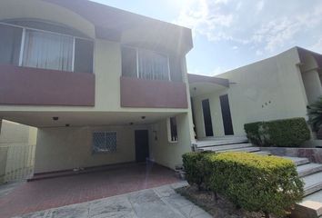 Casa en  Calle Arroyo Seco 100, Arroyo Seco, Monterrey, Nuevo León, 64740, Mex