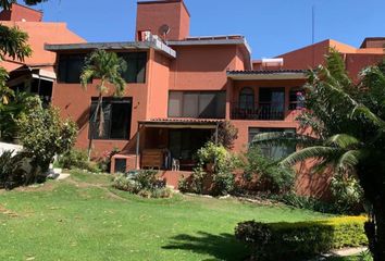 Casa en  Palmira Tinguindin, Cuernavaca, Morelos