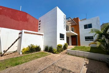 Casa en  Bosques De Cuernavaca, Cuernavaca, Morelos