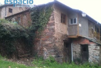 Chalet en  Villar De Los Barrios, León Provincia