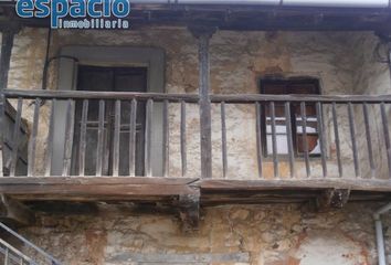 Chalet en  Fuentes Nuevas, León Provincia