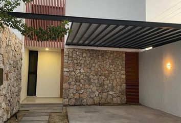 Casa en  X Canatún, Mérida, Yucatán, Mex