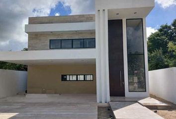 Casa en condominio en  Komchén, Mérida, Yucatán, Mex