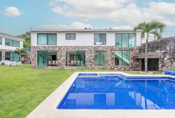 Casa en  Lomas De Cortes, Cuernavaca, Morelos