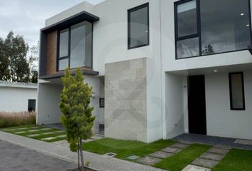 Casa en condominio en  San Mateo Otzacatipan, Toluca