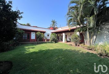 Casa en  Avenida Paseo Atzingo 98, Cuernavaca, Morelos, 62180, Mex