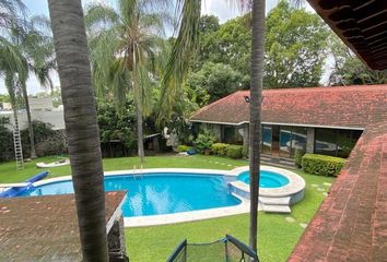 Casa en  Calzada De Los Estrada 1000-1004, Vista Hermosa, Cuernavaca, Morelos, 62290, Mex