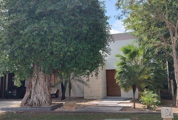 Casa en condominio en  Avenida Paseo Del Jaguar, Yucatán Country Club, Mérida, Yucatán, 97308, Mex