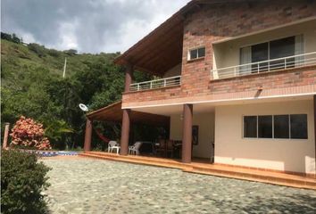 Villa-Quinta en  San Jerónimo, Antioquia